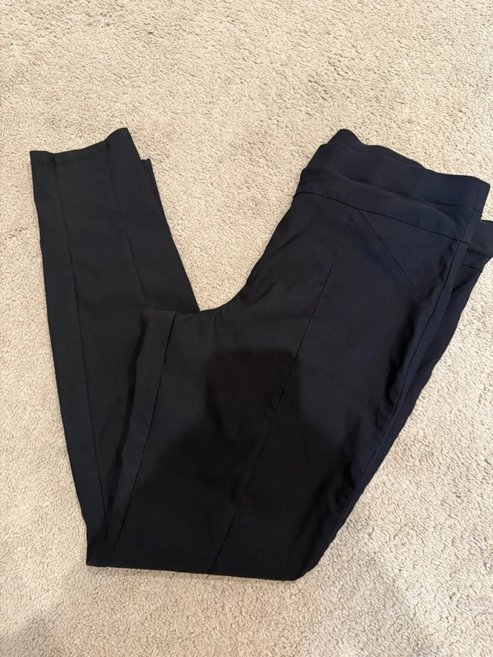Simply Vera Ultra-Stretch Ponte Pintuck Ankle Pants - Picture 4 of 4